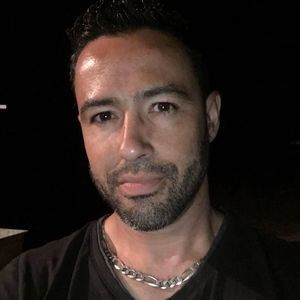 Meet your Posher, Monique