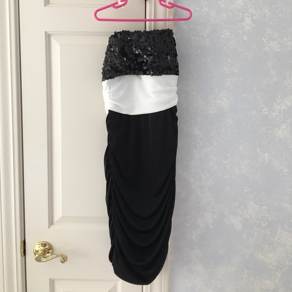 Strapless dress