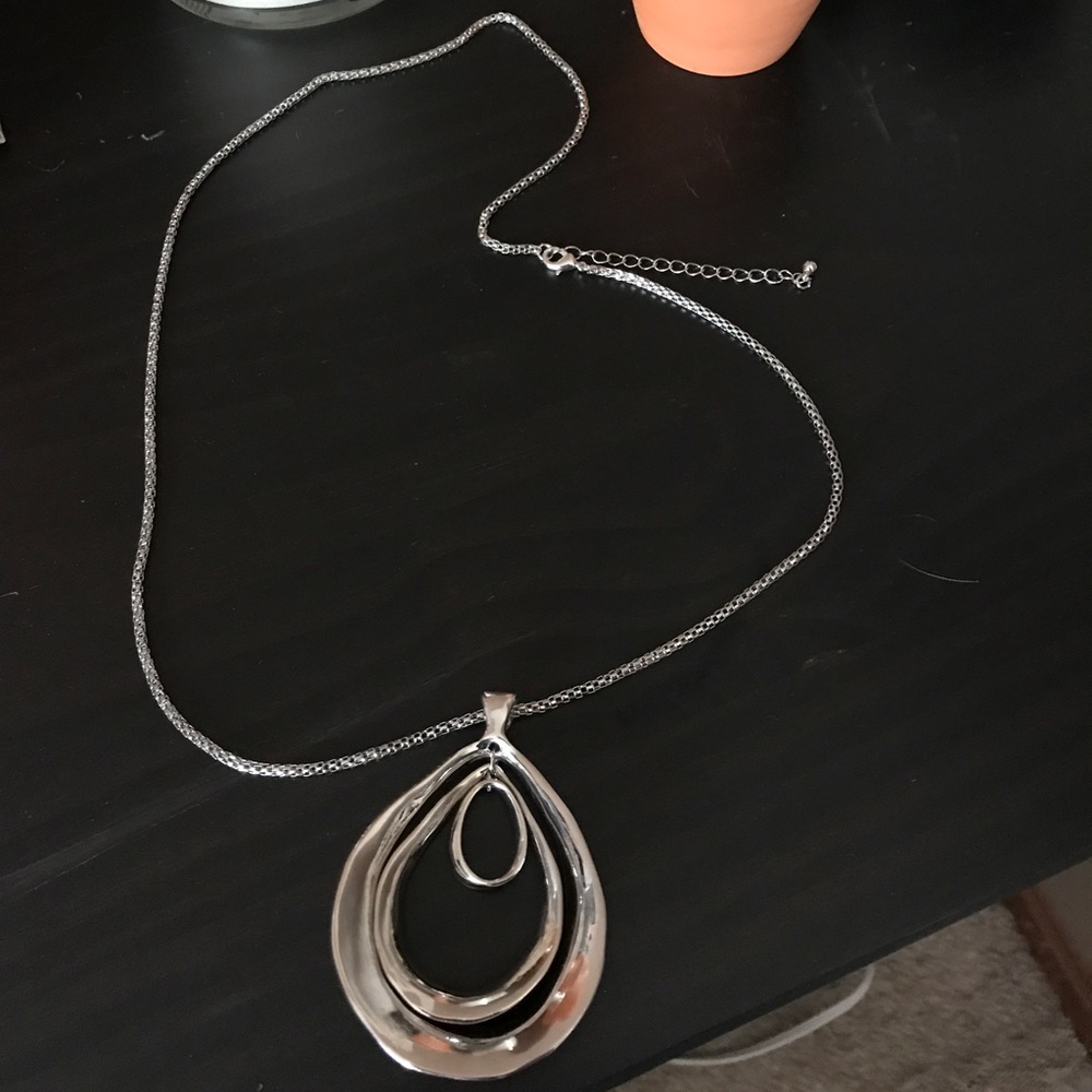 Long adjustable necklace