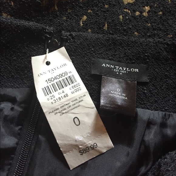 Ann Taylor Pencil Skirt - Picture 4 of 5