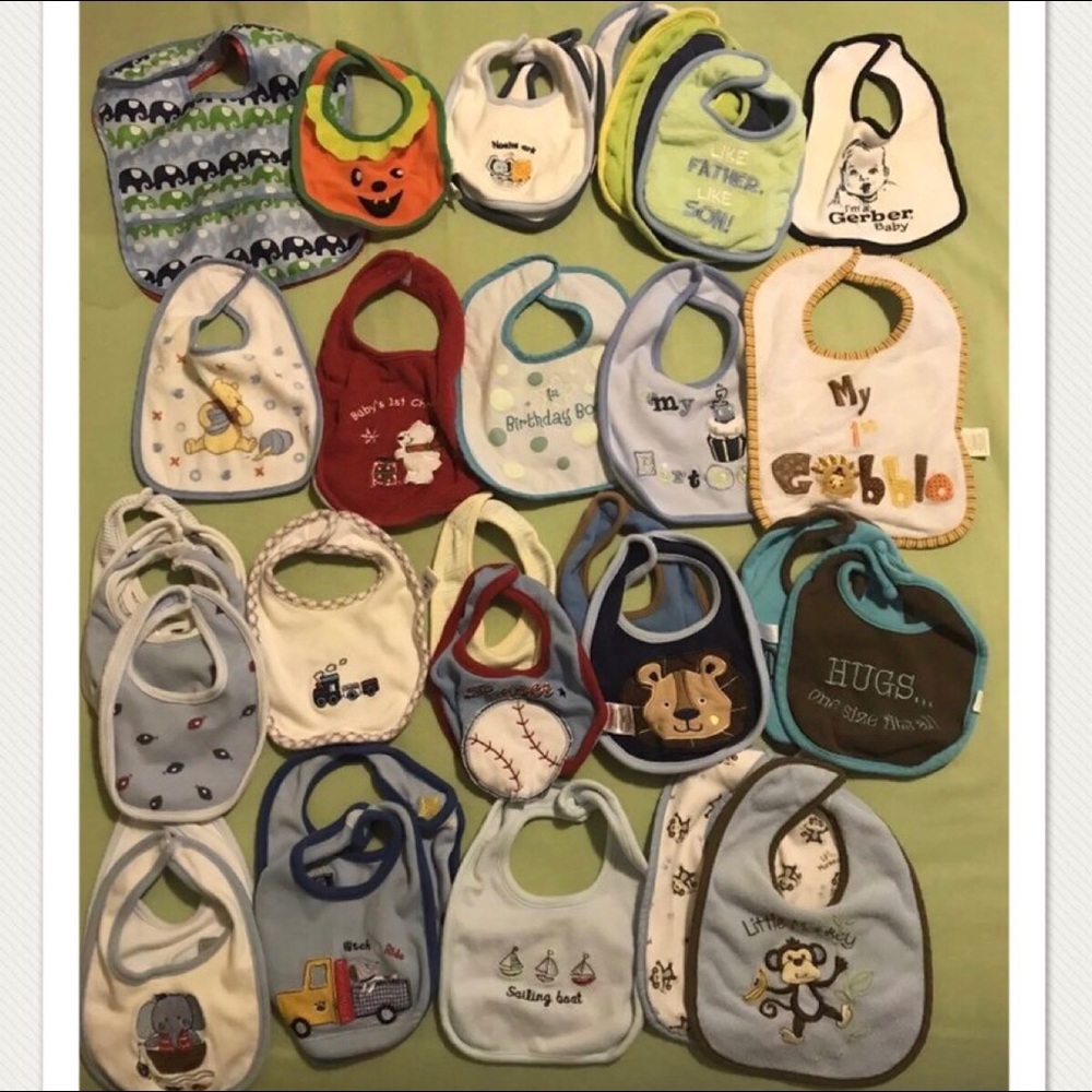(33) Baby Bibs