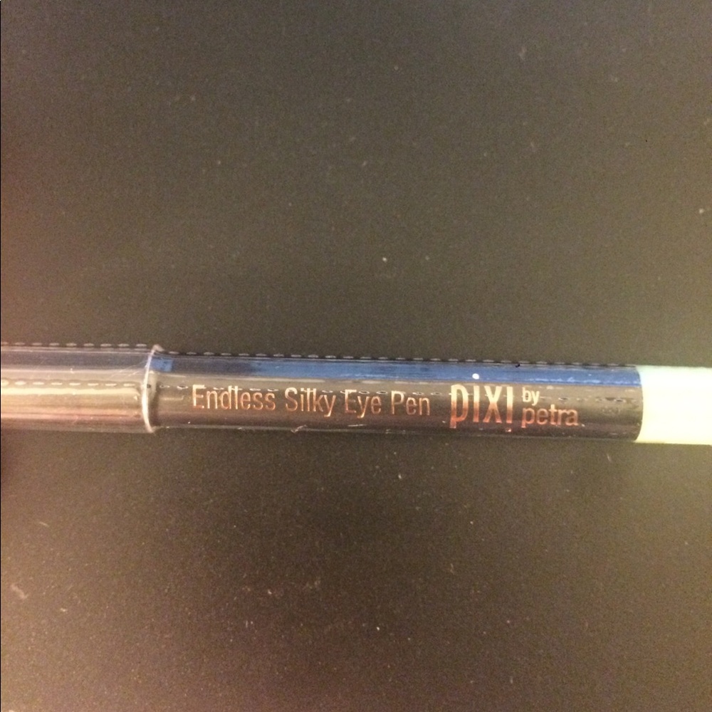 Pixi by Petra Endless Silky Eye Pen