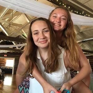 Meet your Posher, Gina