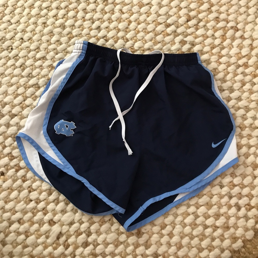 UNC Nike Tempos Size XS