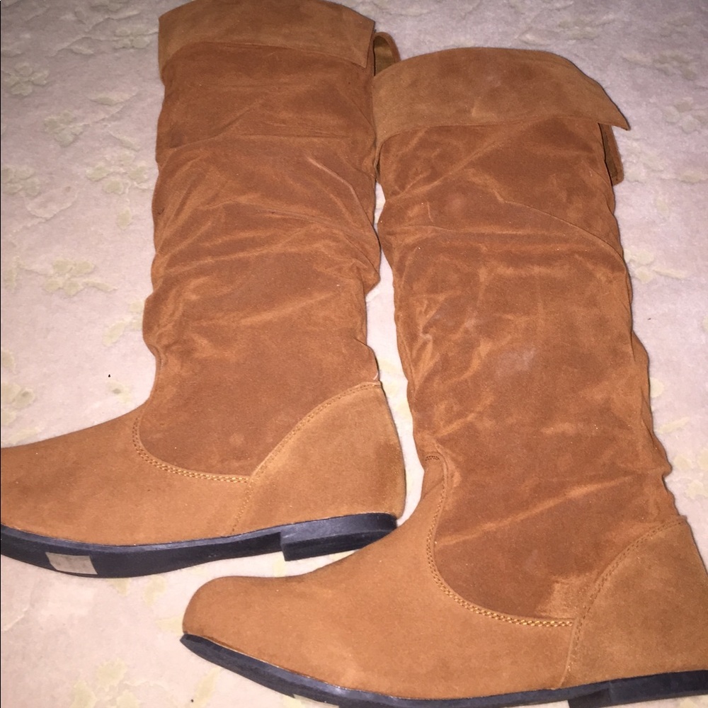 Brand new Charles Albert boots