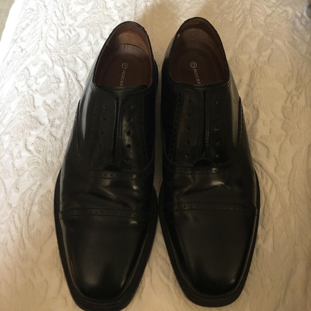 Sold- Men's Black Cap Toe Oxfords size 9.5