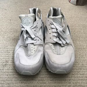 MENS White Suede Nike Huaraches