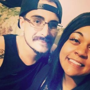 Meet your Posher, Max