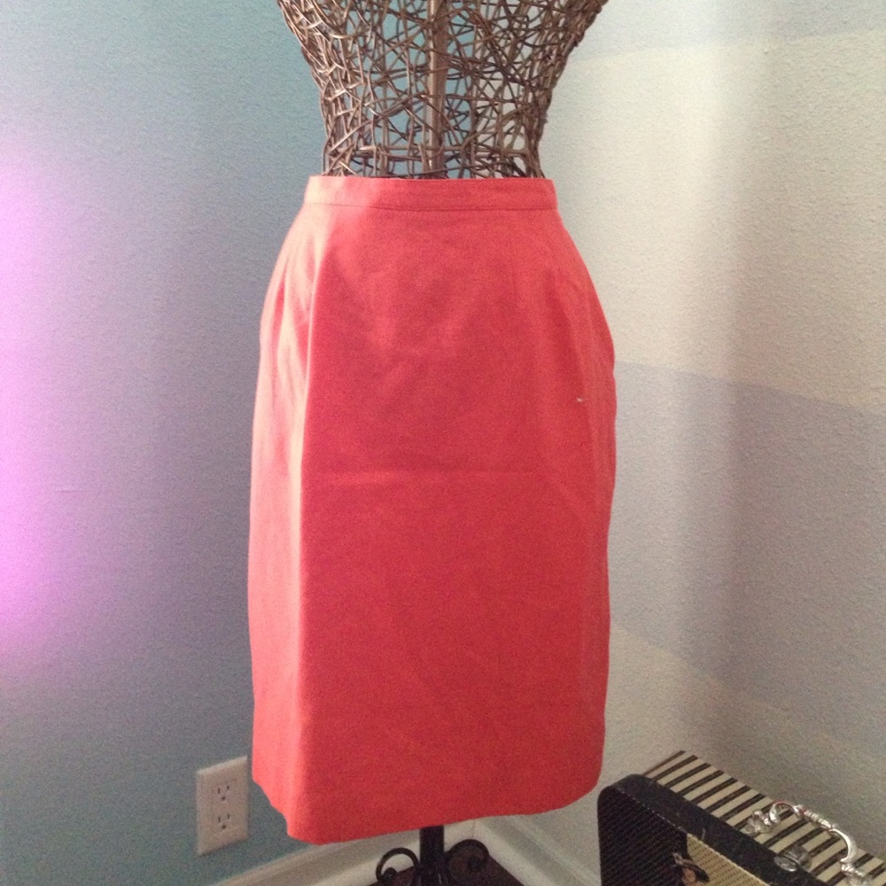 🍑 Beautiful Peachy Vintage Skirt Clear Out Sale❤️