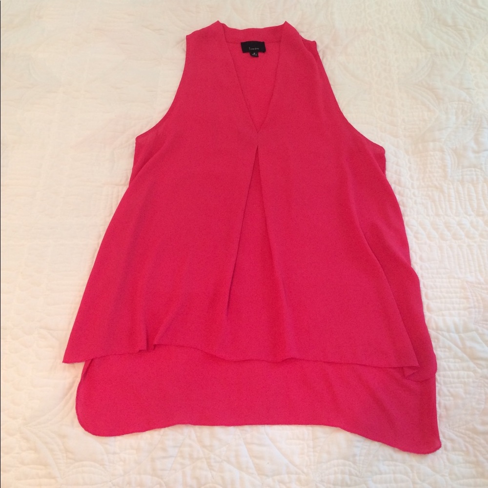 Hi-lo Vneck Tank