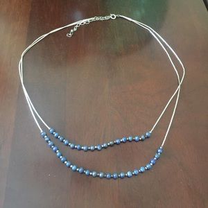 Accent necklace
