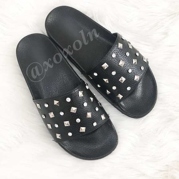 Shoes - Studded slides 😎