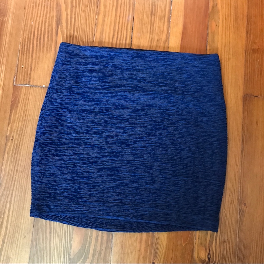 BCBG sexy navy bandage skirt