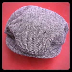 Toddler Cap - tweed like style - Like New!
