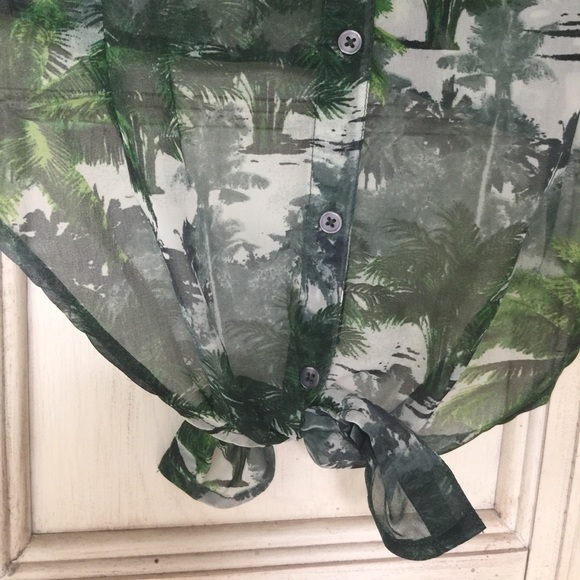 Bar III Dark Green Sleeveless Tie Blouse.17267 - Picture 4 of 5