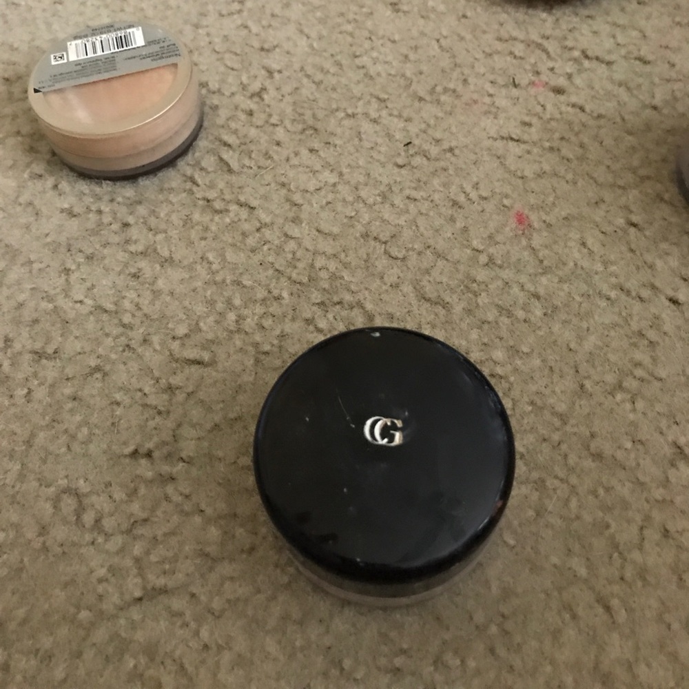 Cover girl loose powder