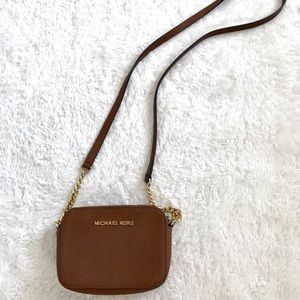Michaels Kors Cross Body Small Zip Up Purse