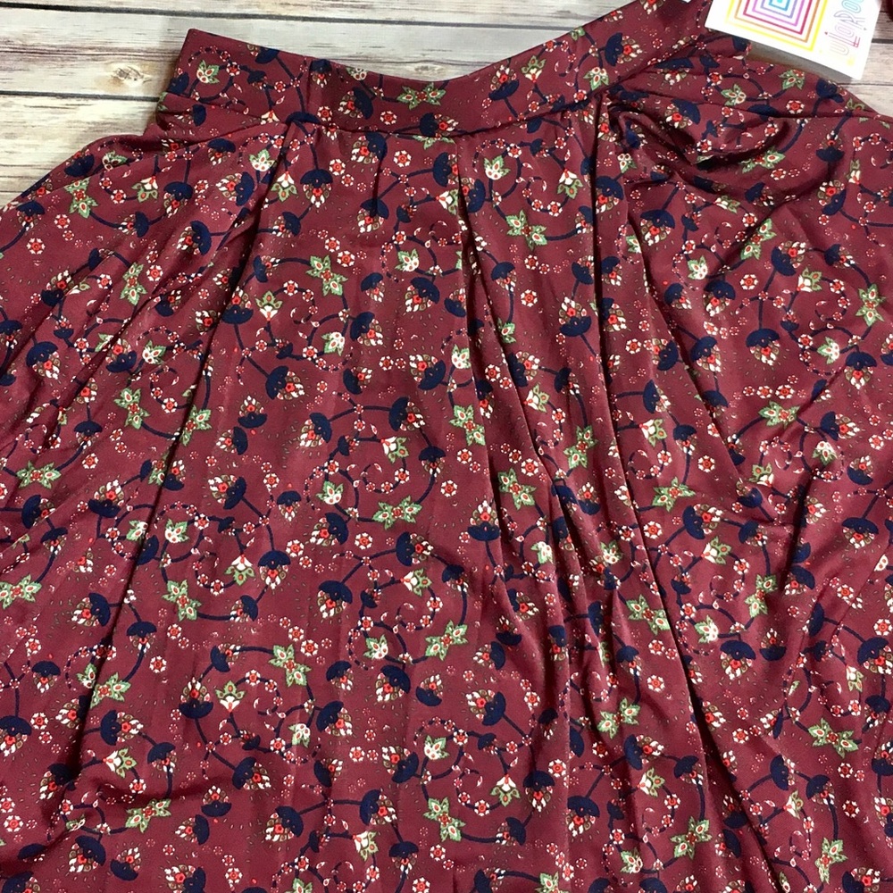 Lularoe Madison Nwt xs