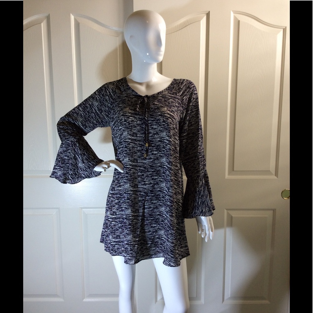 NEW tunic bell sleeve