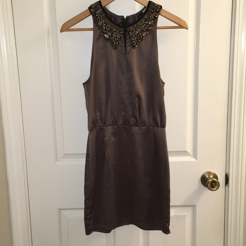 H&M mauve sleeveless cocktail dress embellishments