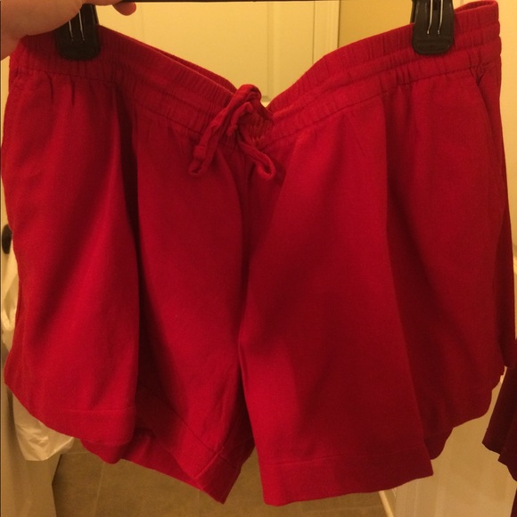 Old Navy Pants - Red drawstring shorts