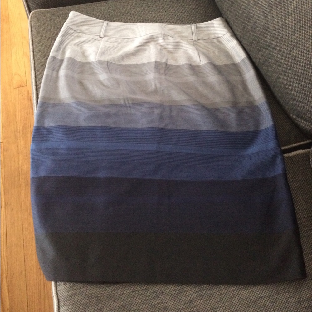 Brand new condition hombre skirt