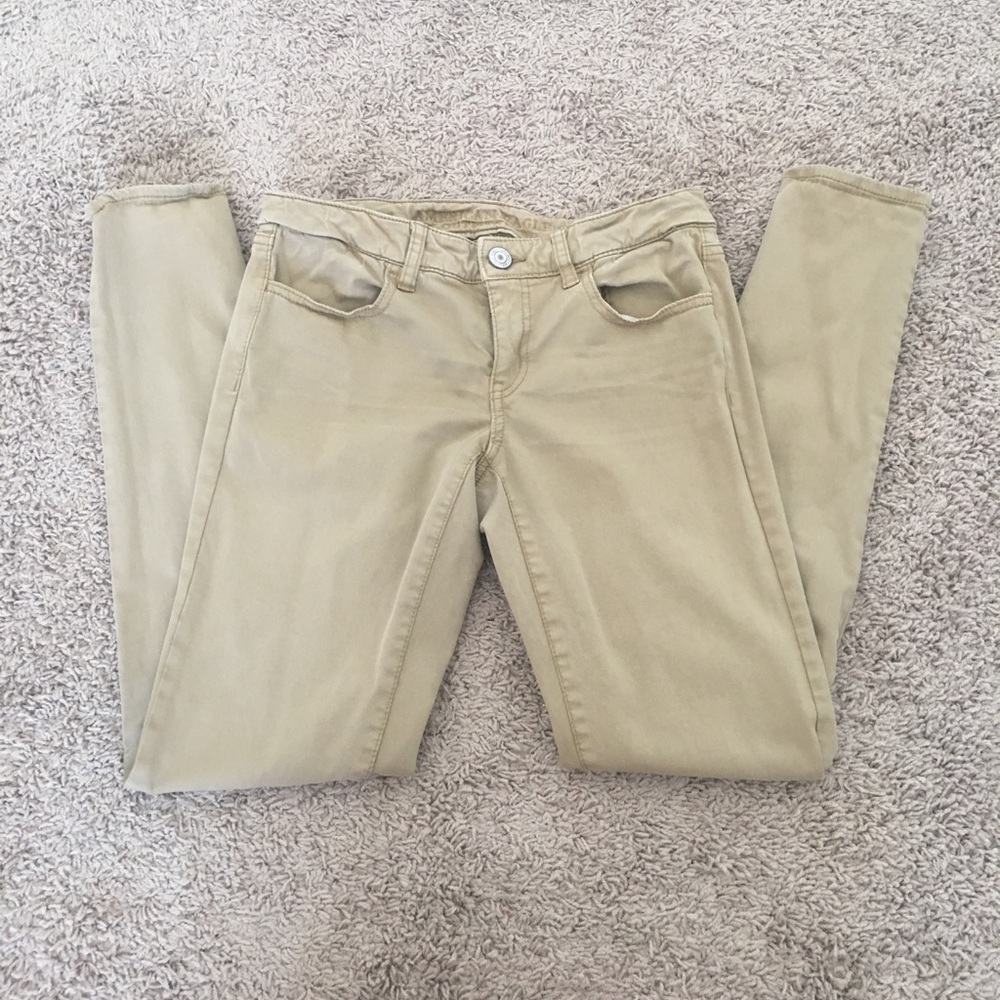 American Eagle Khaki Pants