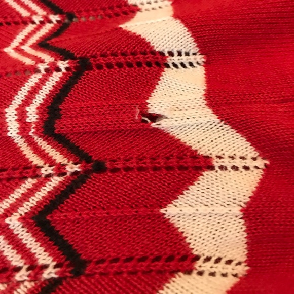 Maurice's Red Sweater Style Dolman Top Size M - Picture 3 of 5