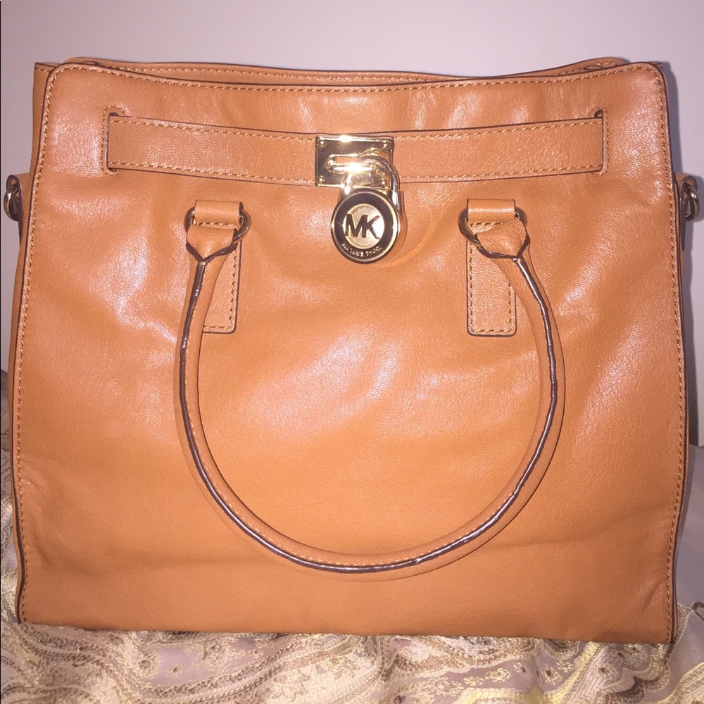 Michael Kors Soft Leather Hamilton Tote in Camel