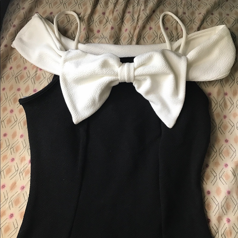 Black Off the Shoulder Bow dress