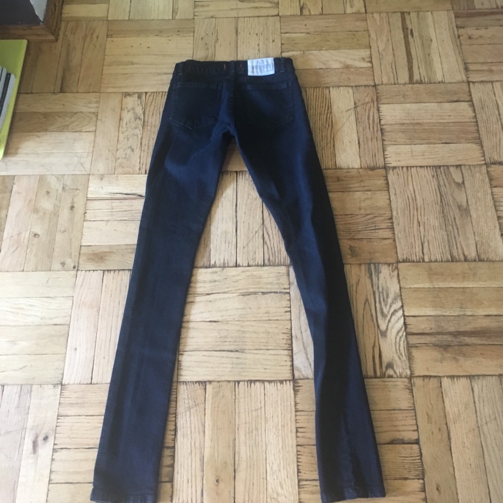 Recession Denim - Picture 3 of 4