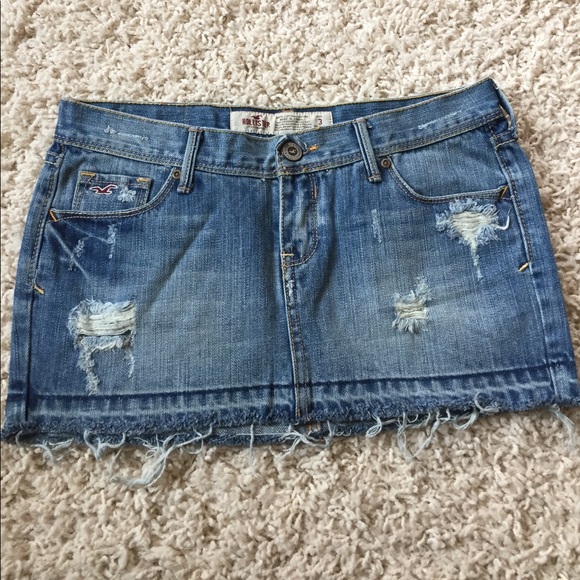 Never worn jean skirt - Picture 1 of 3