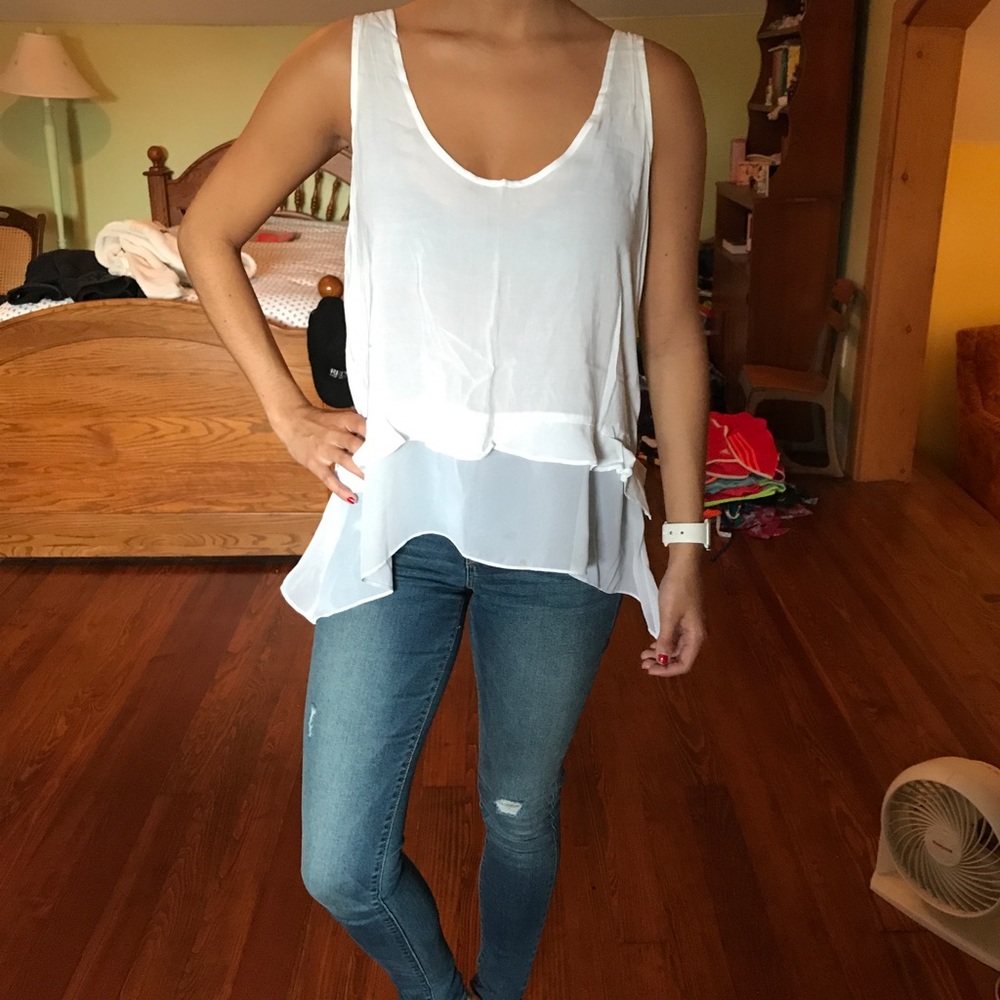 BCBG white flowy tank top