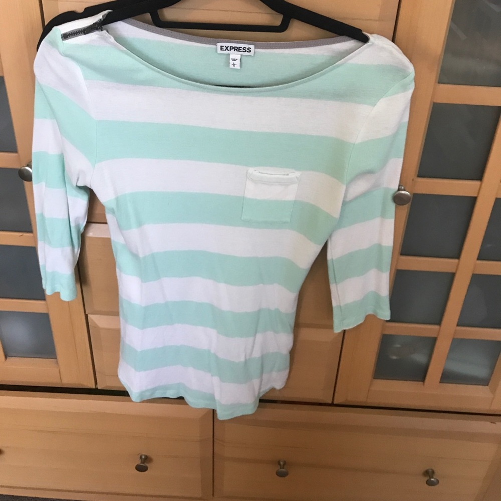 Sea foam green and white express top