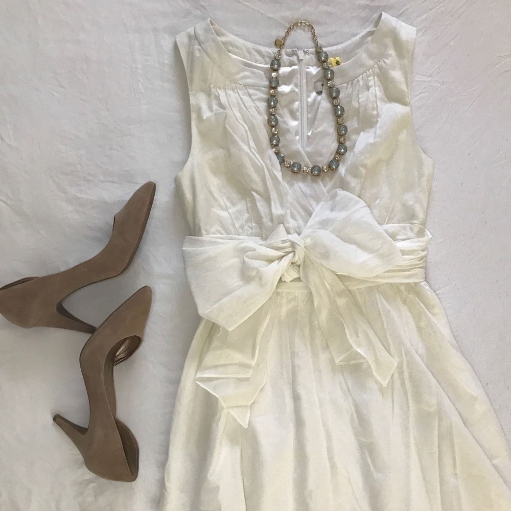 White Sleeveless Dress -- Size 2.