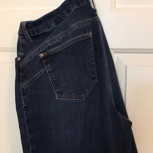 Chico's So lifting straight leg worn twice