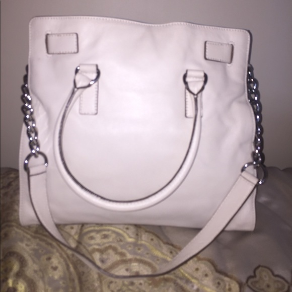 Michael Kors Large Beige Hamilton Tote - Picture 2 of 7