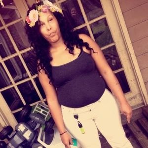 Meet your Posher, Neosha