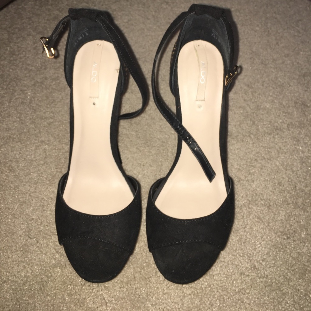 Black Aldo Heels