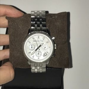Michael Kors Silver Pearl Face Watch