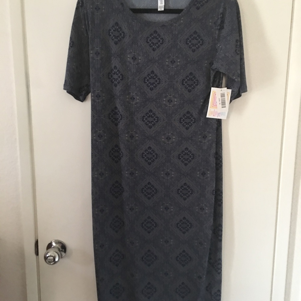 LuLaRoe Julia. Nwt