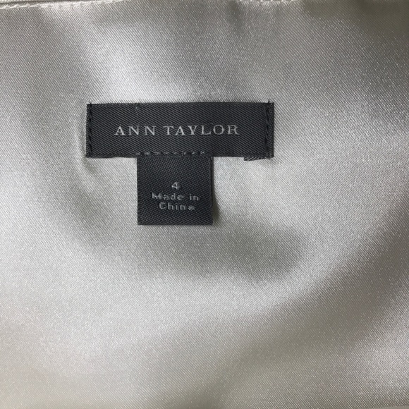 Black and White Dress-- Size 4 🖤 - Picture 3 of 3