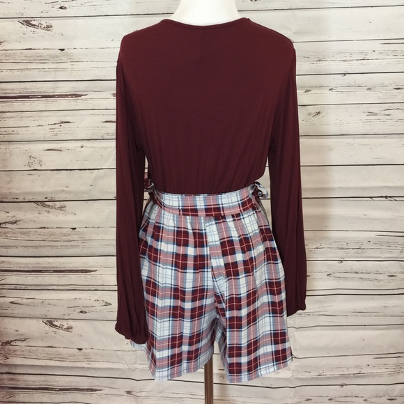 LAST ONE! NWT Maroon Fall Romper 🍂 - Picture 4 of 6