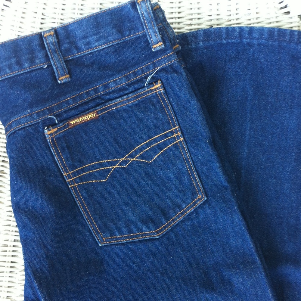 Men's Wrangler Jeans.  38l Never been worn.