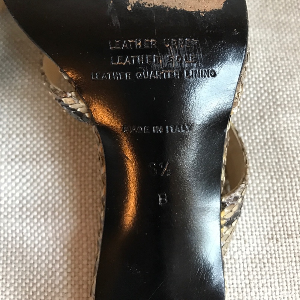 NOT AVAILABLE Snakeskin mules - Picture 5 of 6