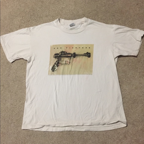 vintage foo fighters t shirt