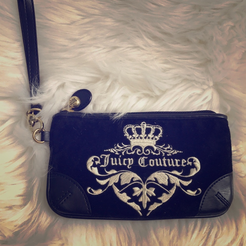Juicy Couture wristlet