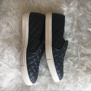 Steve Madden Ecentrcq Slip-on Sneaker