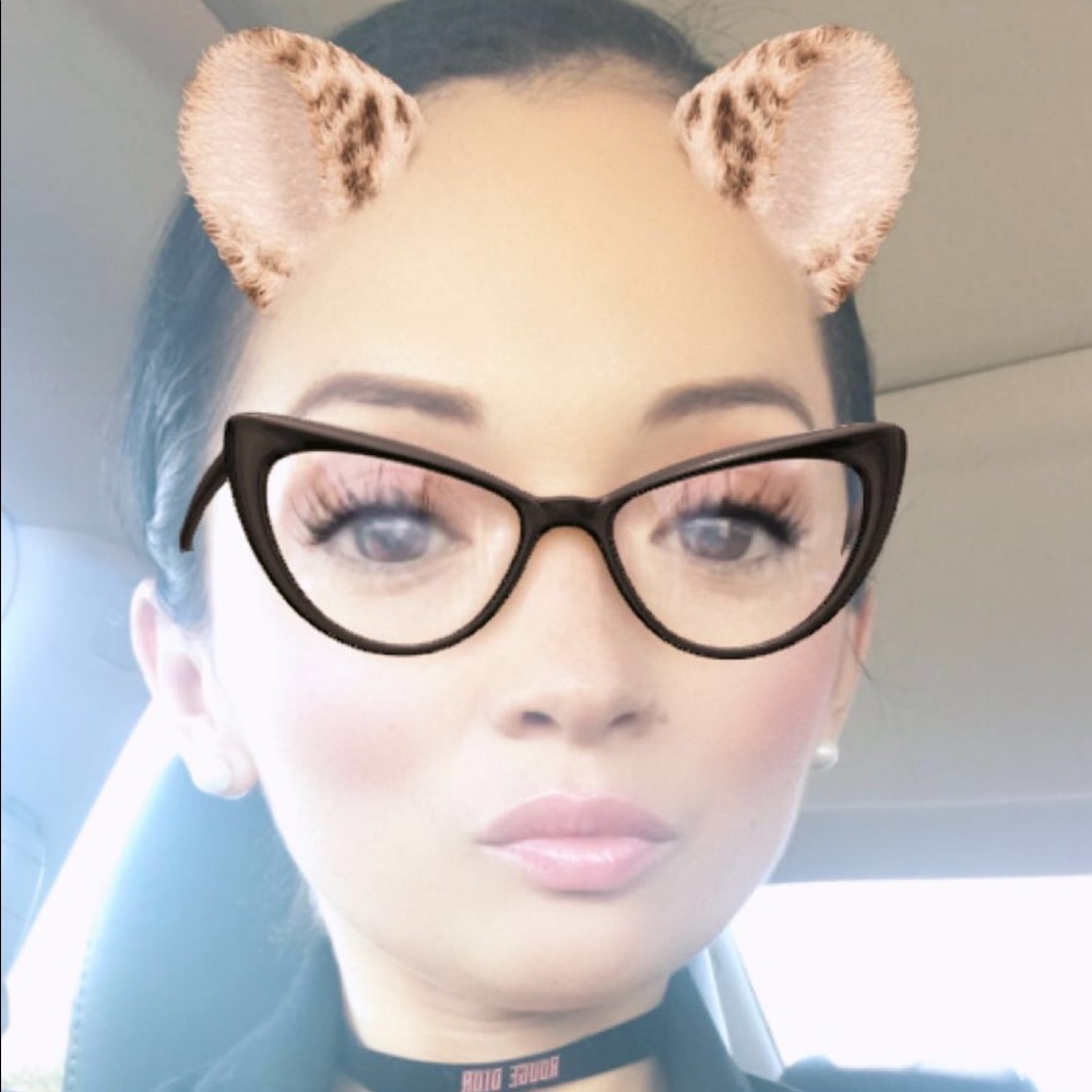 Meet your Posher, Charlene