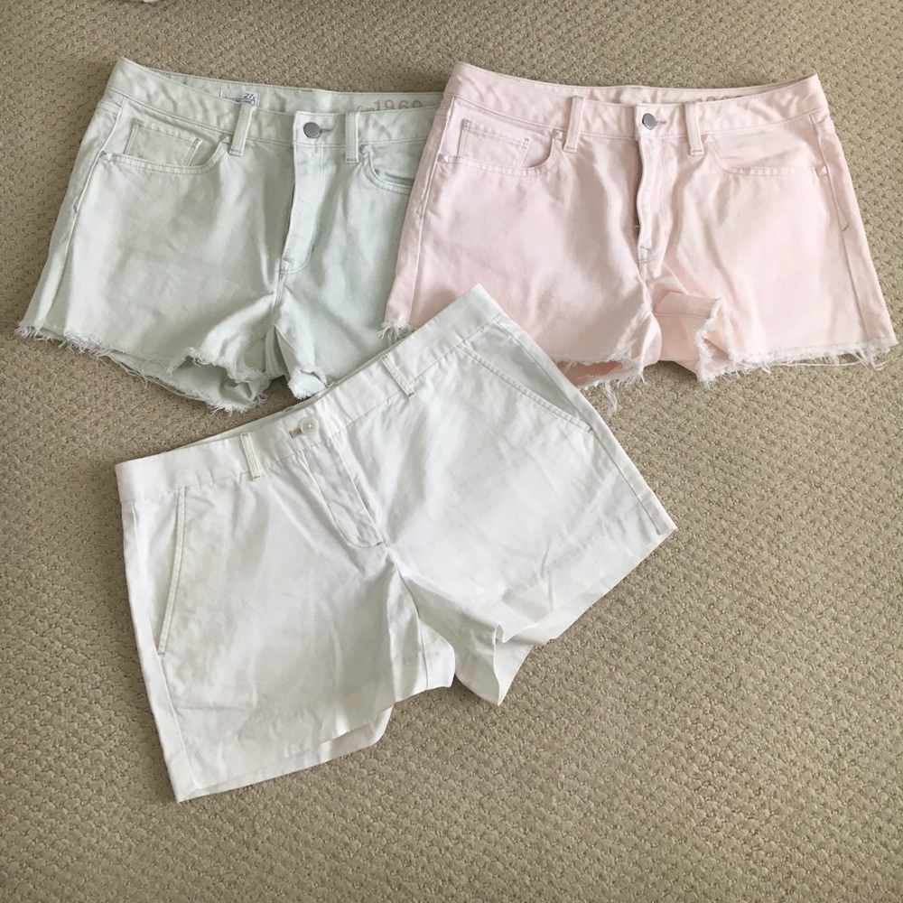 BUNDLE gap shorts